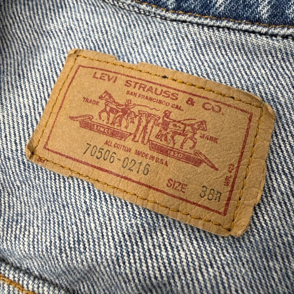 Vintage Levis 70506-0216 Denim Trucker Jacket Made in USA Blue Mens 38R - Picture 6 of 9